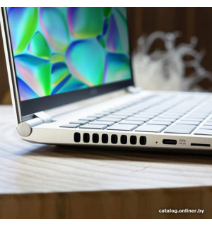             Игровой ноутбук Gigabyte Aero 14 OLED BMF-72KZBB4SD        